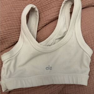 Alo Yoga Wellness Bra in white sz small